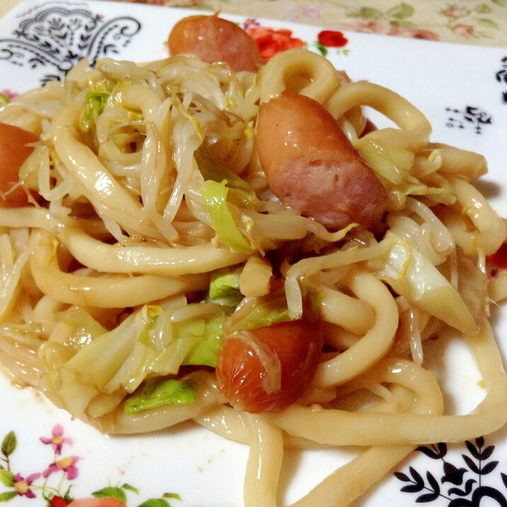 オイスターソースで♡焼きうどん